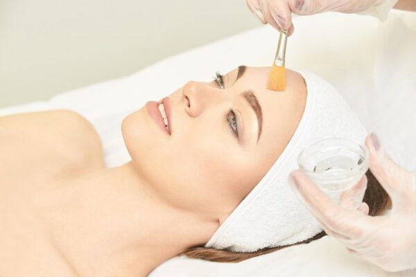 GeneoX™ Glam Pure Gold Facial( For AGING SKIN AND LOSS OF ELASTICITY)